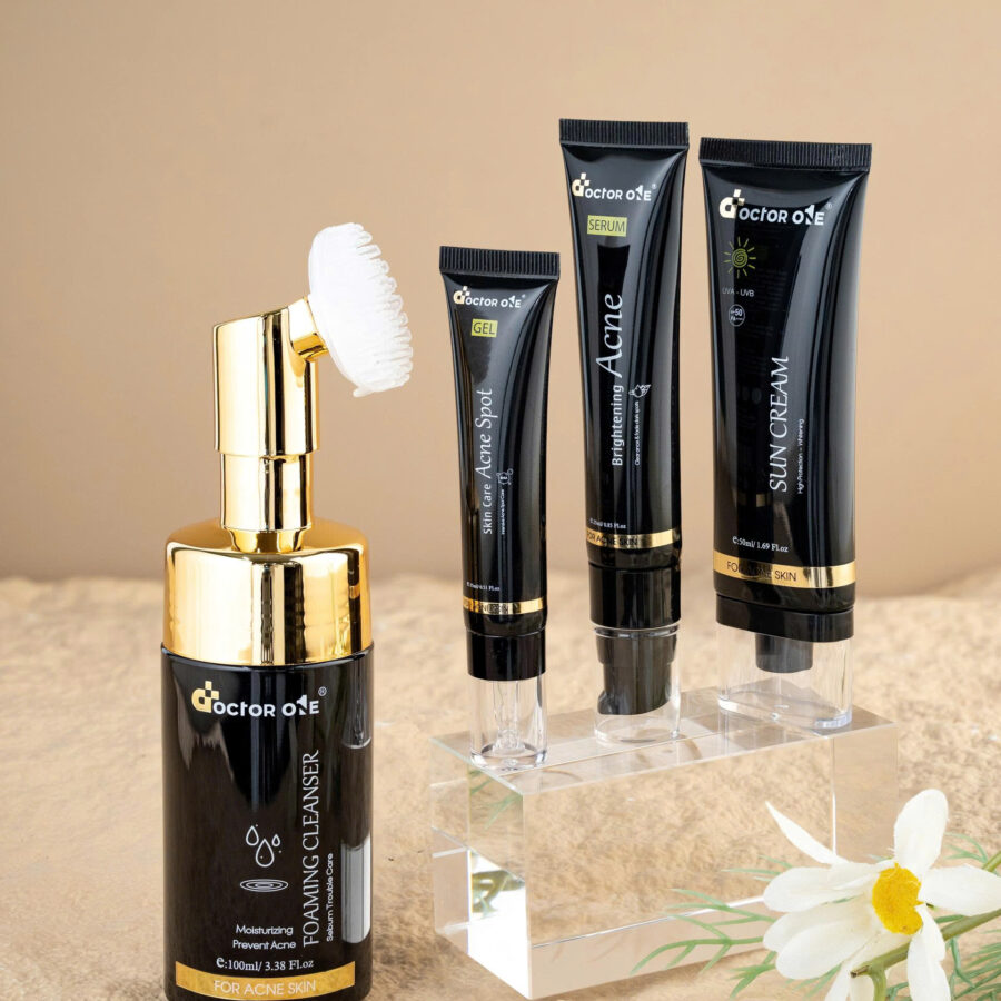 Alternative view of Bộ Sản Phẩm Trị Mụn (4 sản phẩm)